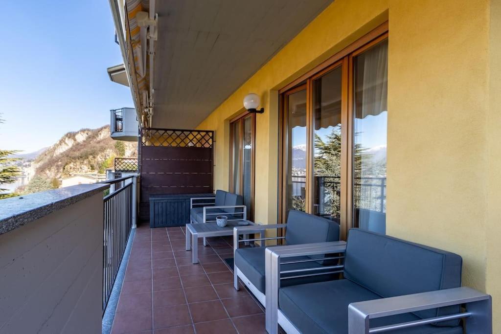 Wraparound Lake Views Bellavista Residence Campione dʼItalia Exteriör bild